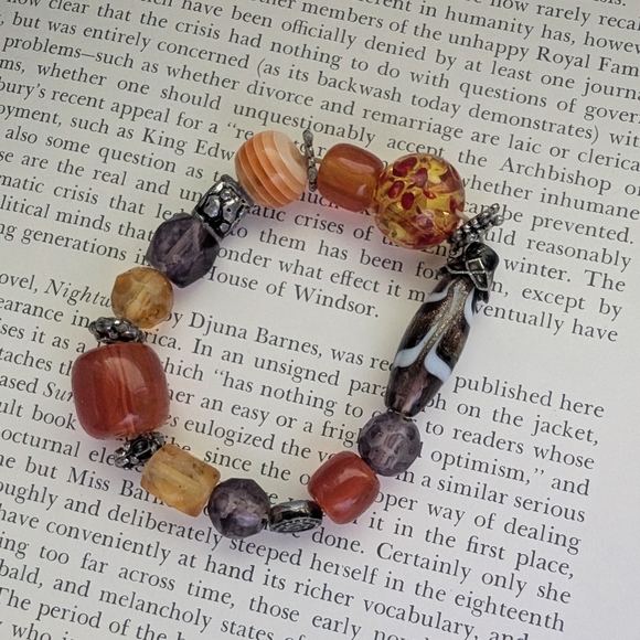 Multicolor Glass Beaded Bracelet - Picture 1 of 9